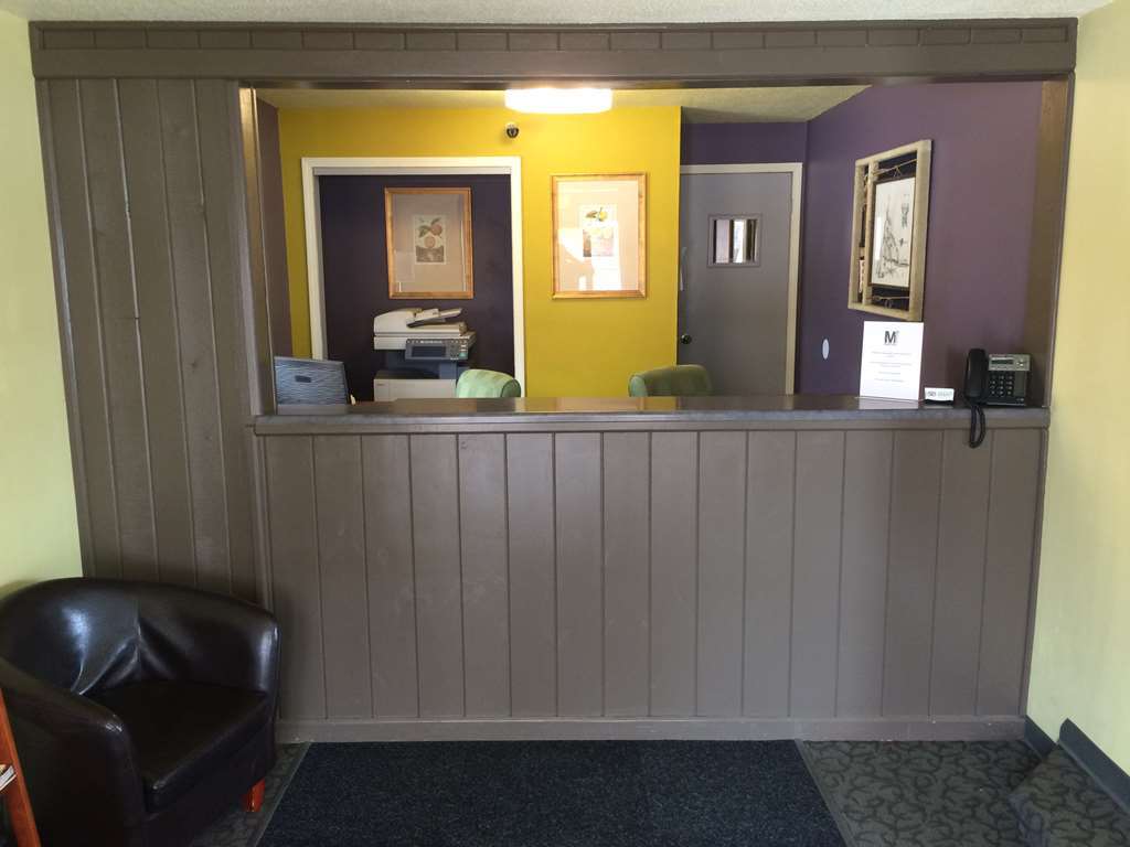 M Star Rapid City Interno foto