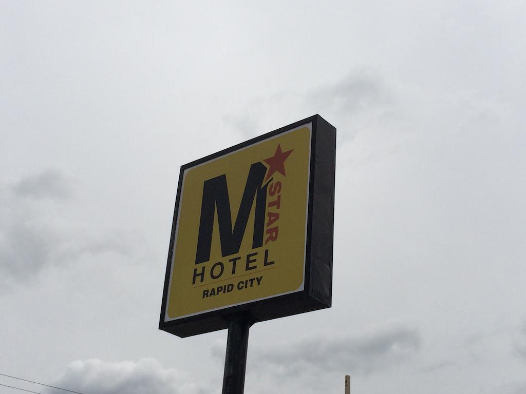M Star Rapid City Esterno foto